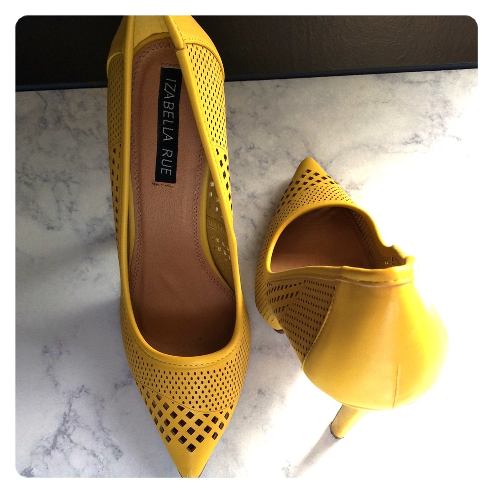 Izabella Rue high heels