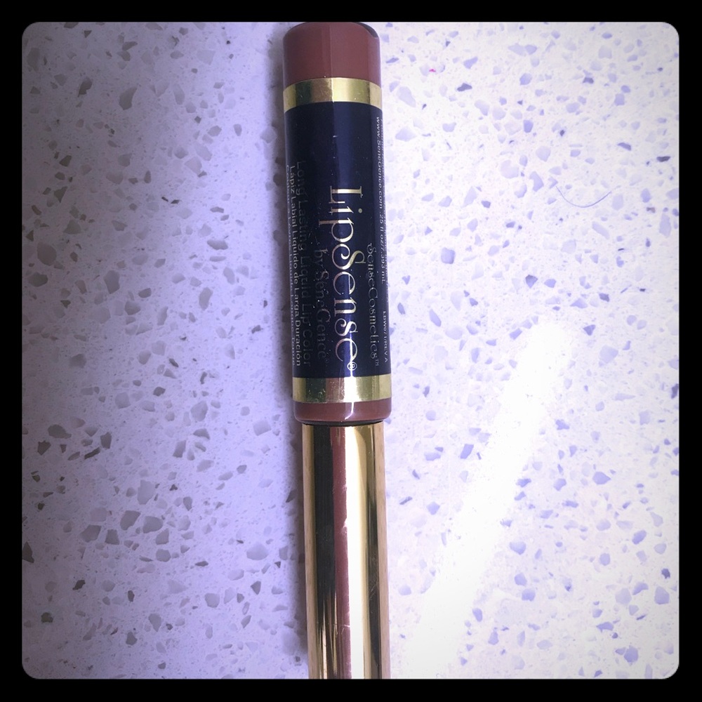 Lipsense - Bella