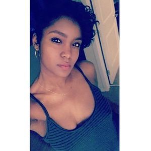 Meet your Posher, Dana