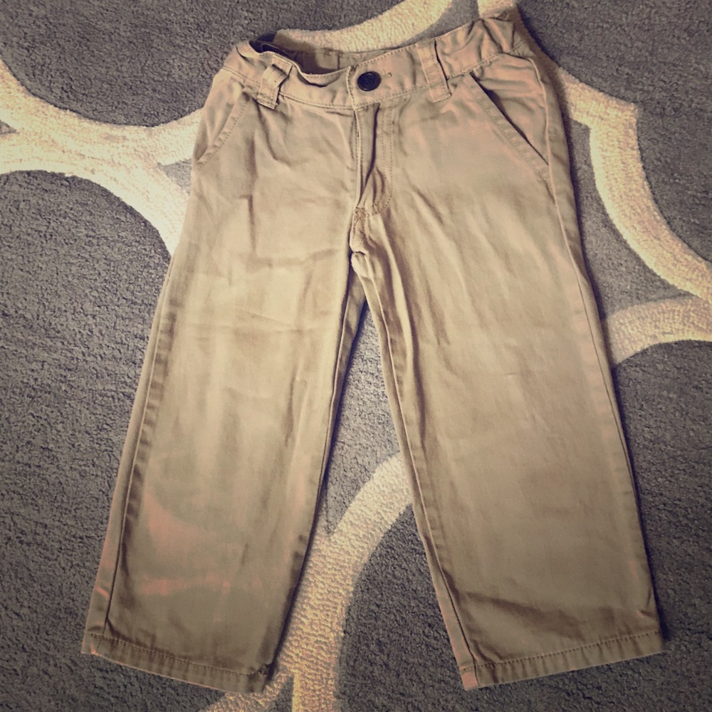 Gymboree classic fit khaki pants – 2T