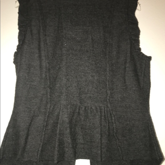 Vest - Picture 2 of 3