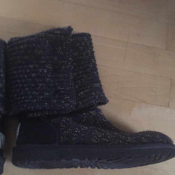ugg cardy black