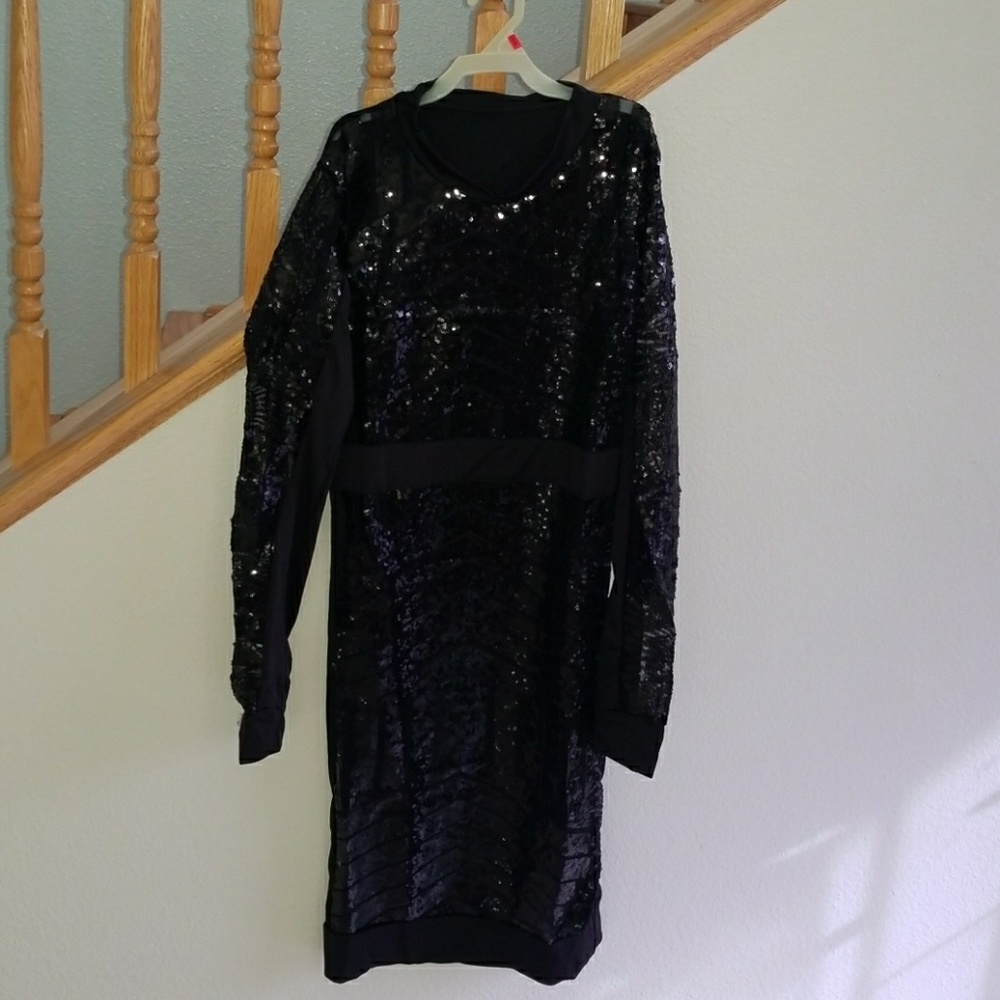 Black Midi Mesh Sequence Bodycon Dress ! - Picture 2 of 4