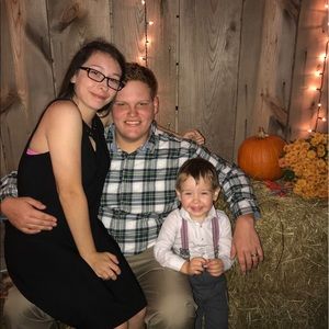 Meet your Posher, Marissa