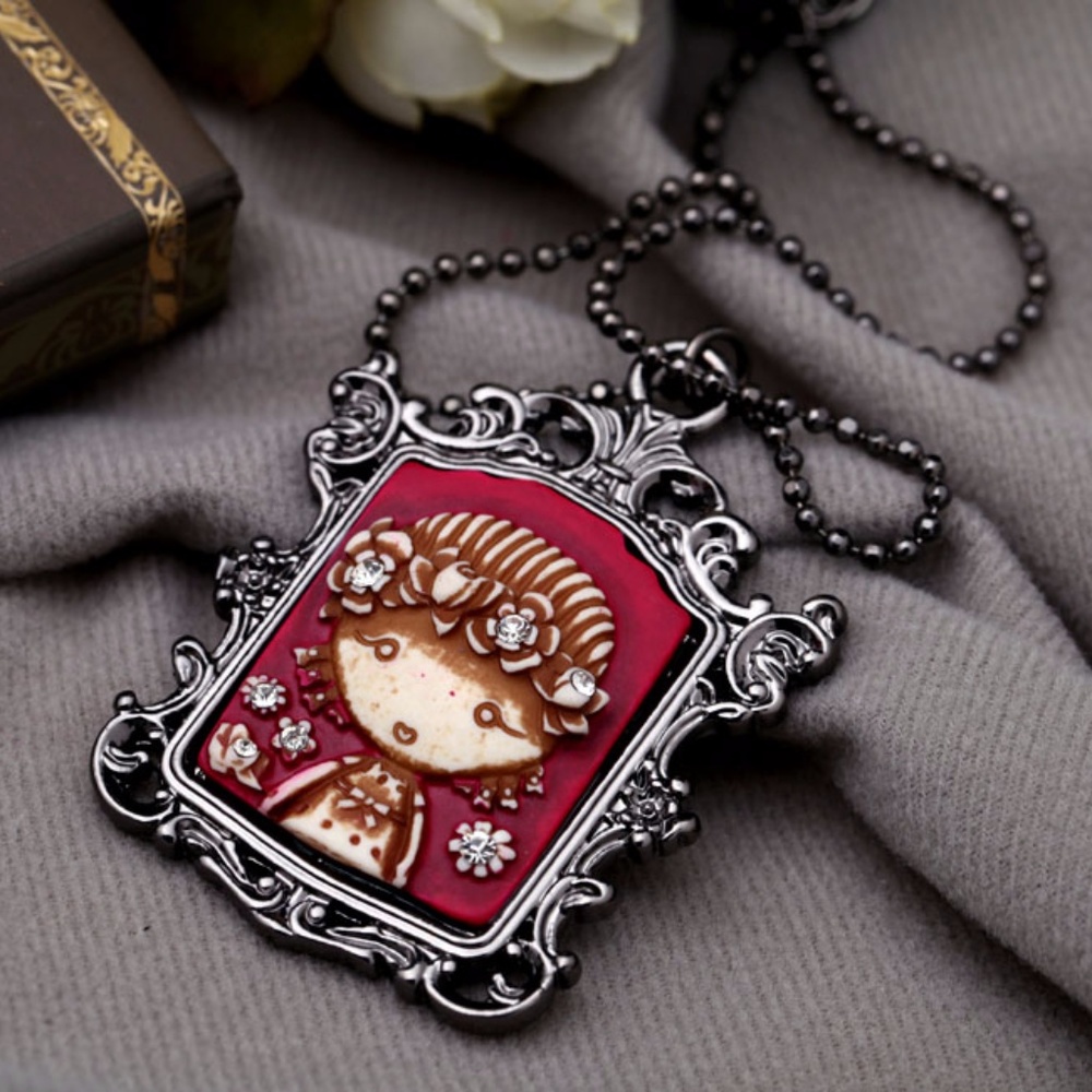 RARE NEW Harajuku Lovers Girl Pendant Necklace - Picture 2 of 5