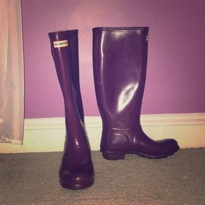 Original tall Hunter boots in a beautiful purple