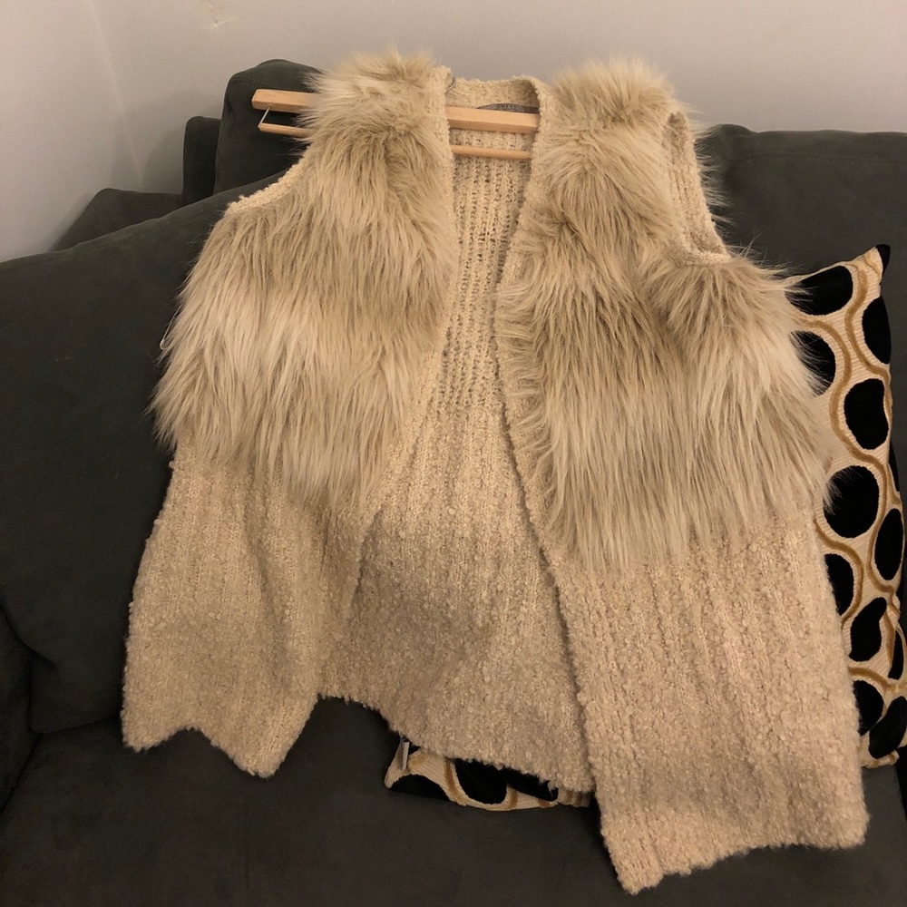 Fur vest
