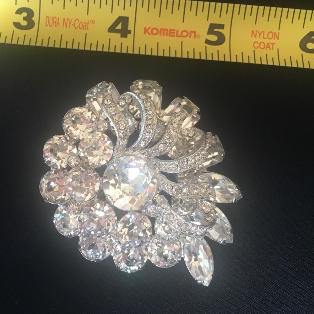Vintage Eisenberg brooch
