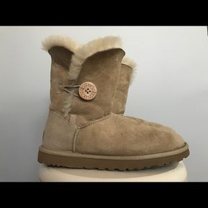 Sand Bailey Button Uggs