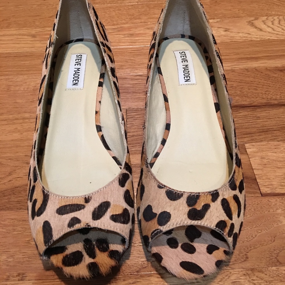 Steve Madden Leopard Flats