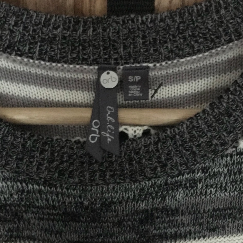 NWOT Orb short sleeve knit sweater - Picture 2 of 4