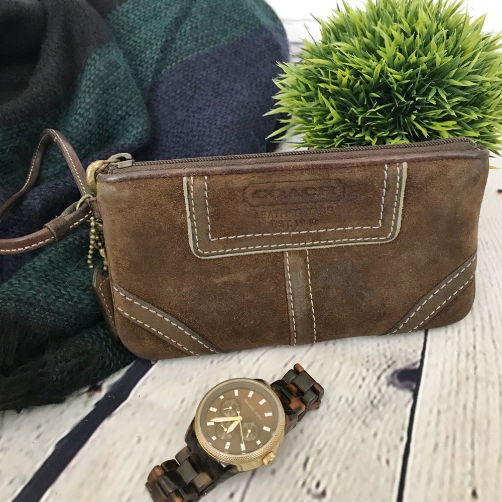 COACH • Leatherware Wristlet