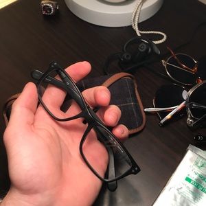 Guess men’s glasses no prescription