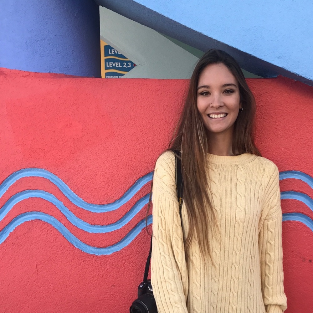 Meet your Posher, Demie