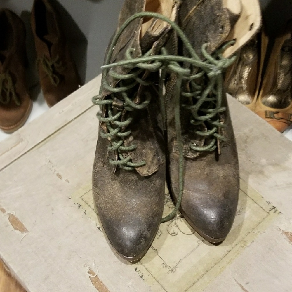 Booties - Picture 3 of 4