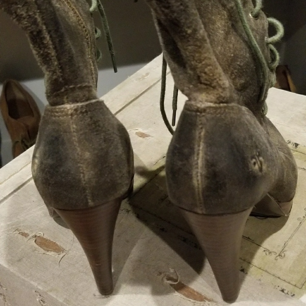 Booties - Picture 4 of 4