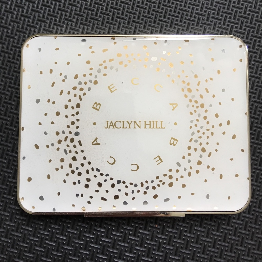 Becca Jaclyn Hill champagne pop face palette