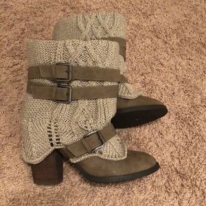 Brown sweater booties size 9