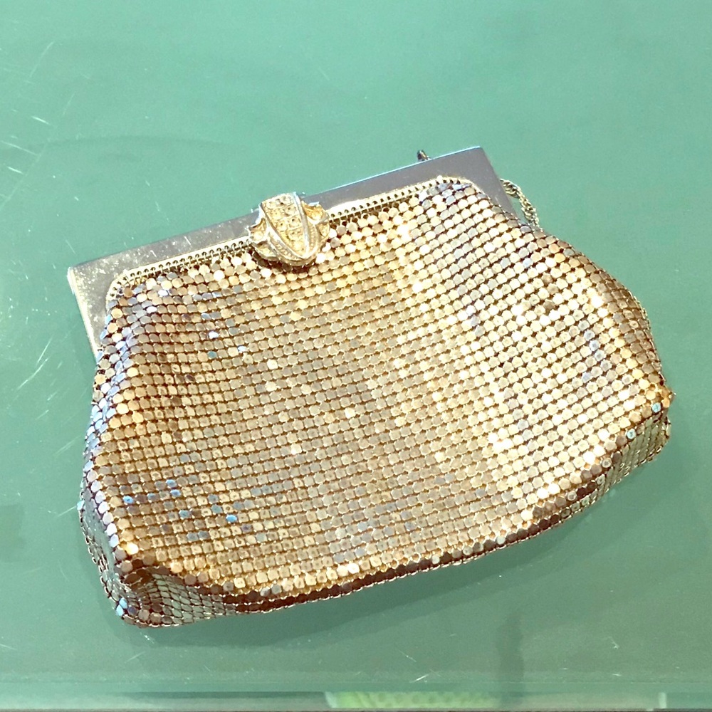 Vintage Whiting and Davis silver mesh evening bag