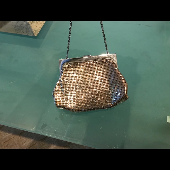 Vintage Whiting and Davis silver mesh evening bag - Picture 7 of 8