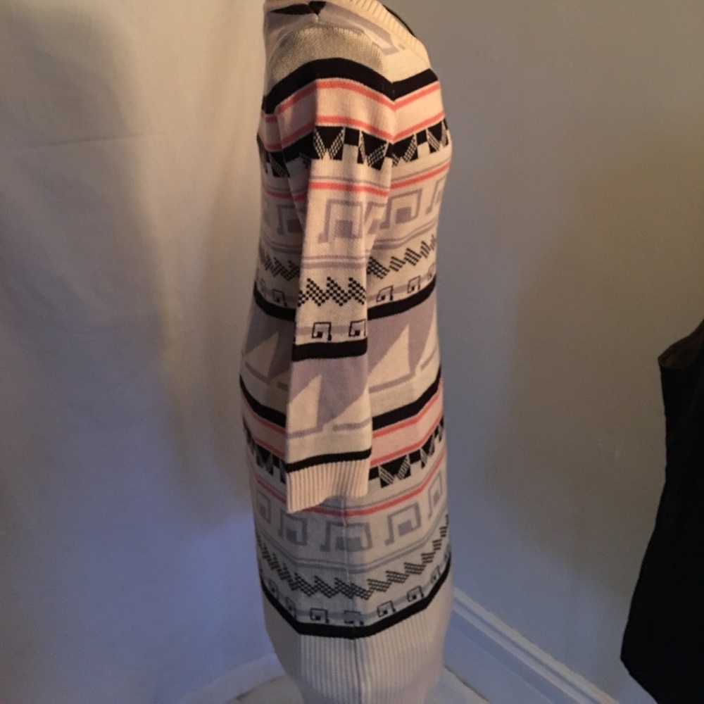 Dress - Picture 4 of 5