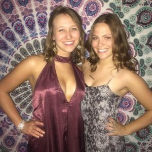 Meet your Posher, Veronica