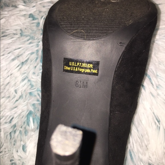 ✨GUESS POINTED TOE HEELS✨ - Picture 7 of 8