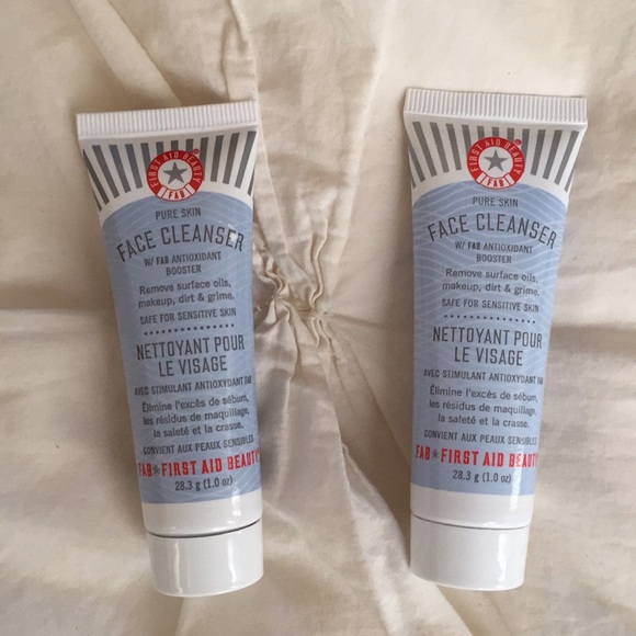 sephora first aid beauty cleanser