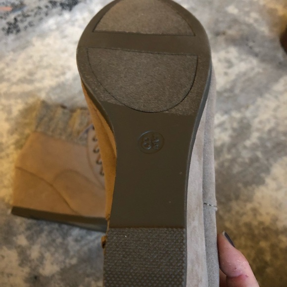 New wedge suede SO boots size 8.5 - Picture 7 of 8
