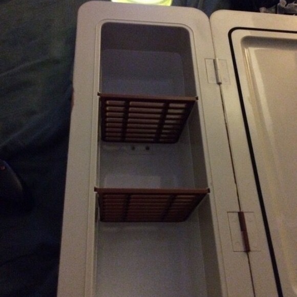 Call of duty mini juggernog fridge - Picture 3 of 5