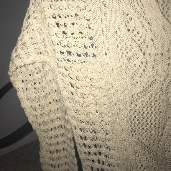 White sweater - Picture 2 of 2