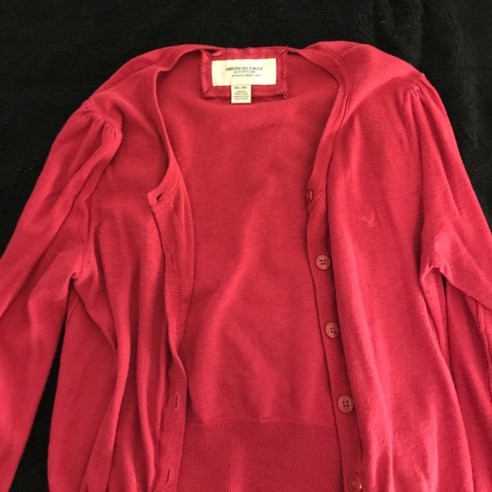 🍑 American Eagle Cardigan 🍑 CLOSET CLEAROUT🍑