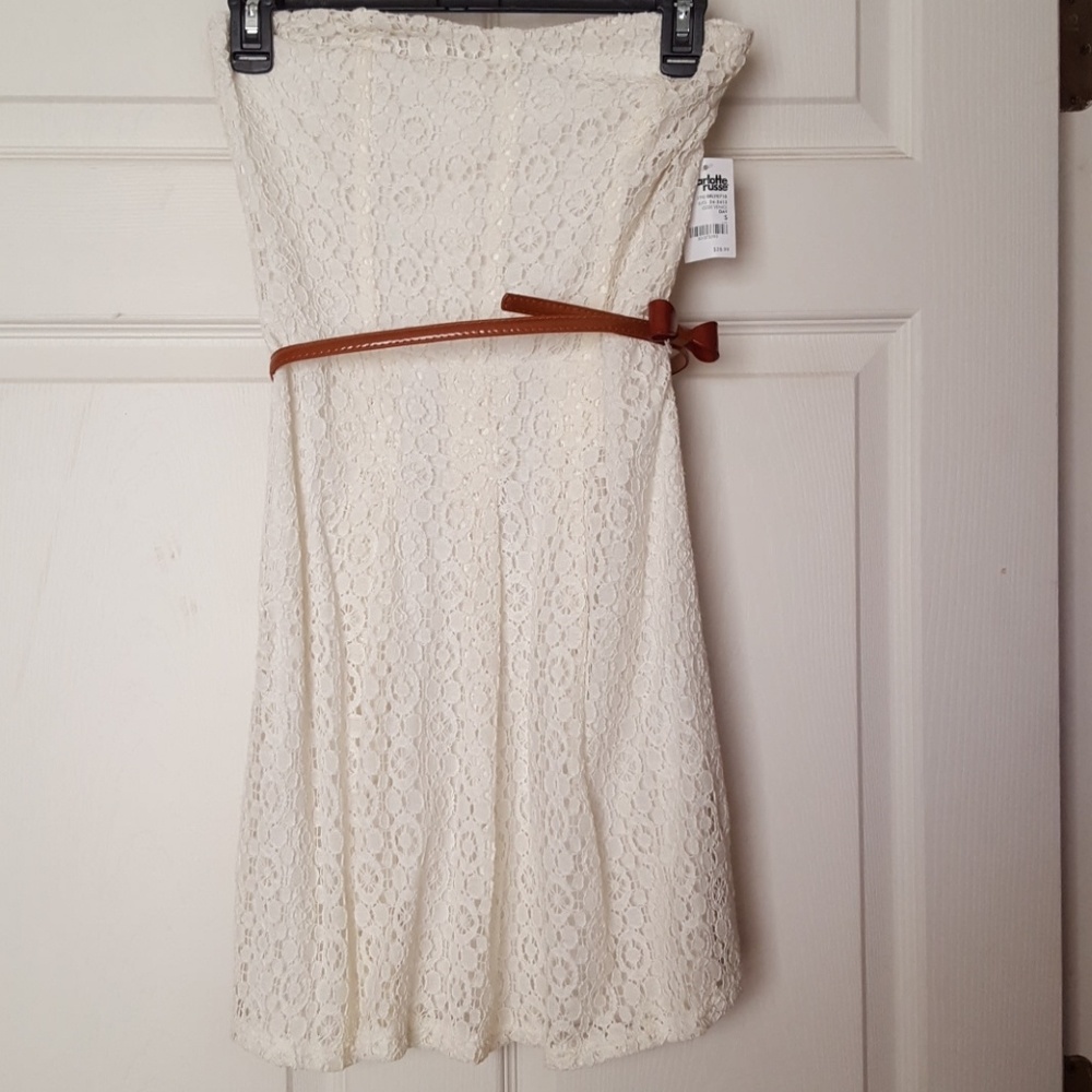 Lace dress