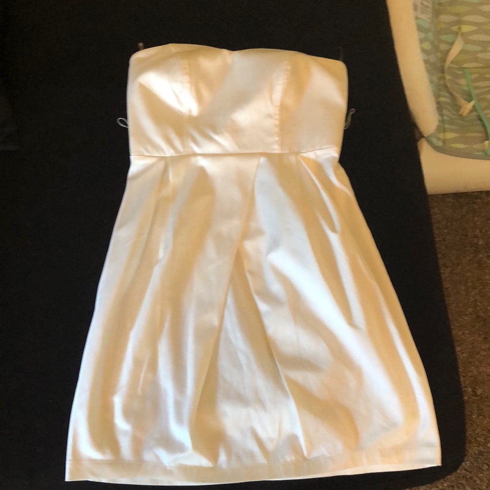 Women’s dress