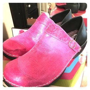 Nurse shoes-BRAND NEW