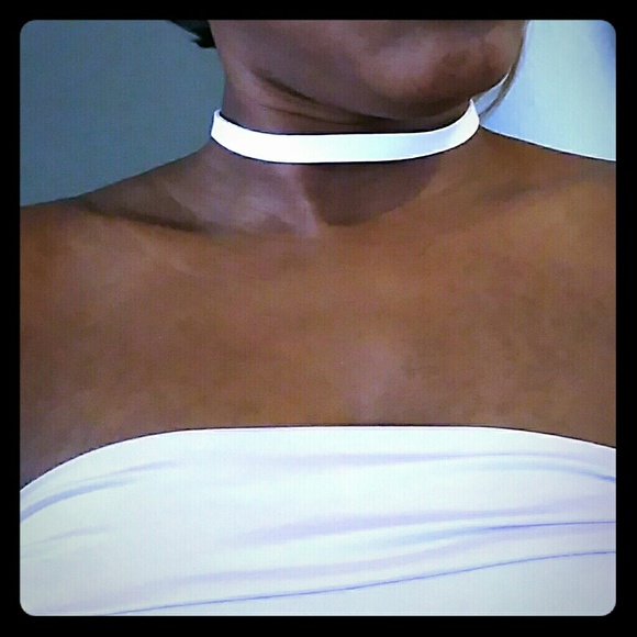 Jewelry - Women Fashionable White Vintage Velvet Choker