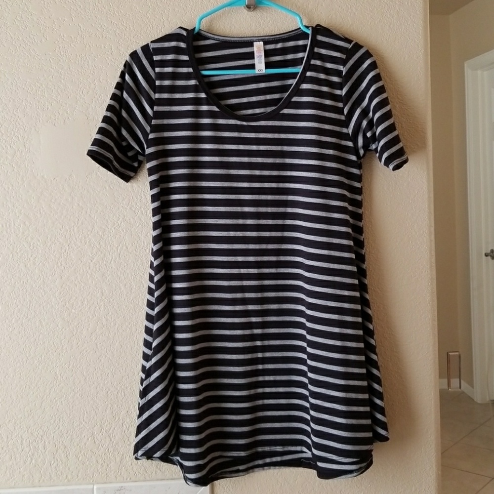 Lularoe Perfect T