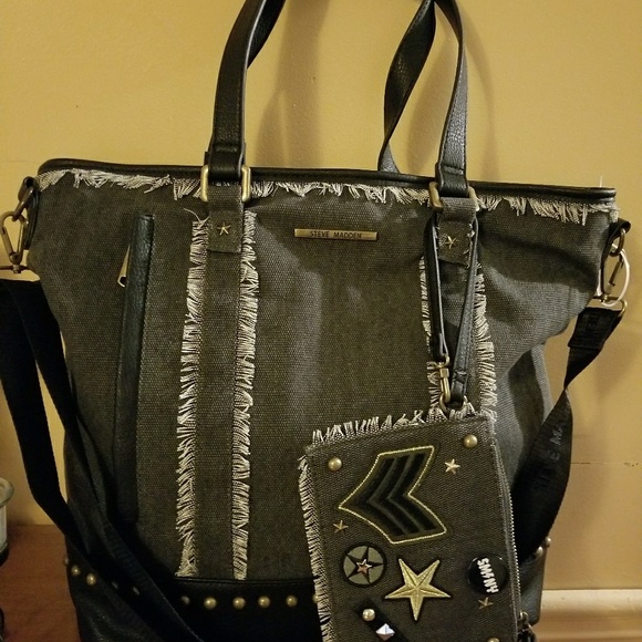 Steve Madden Handbags - New Steve Madden Fringed bag.