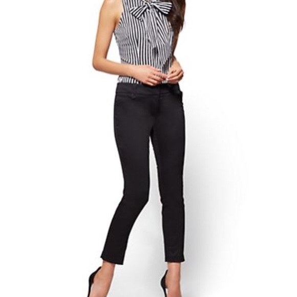 ❗️NEW❗️ Pink colored straight leg pants - Picture 3 of 5