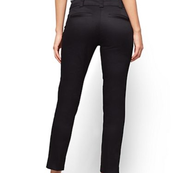 ❗️NEW❗️ Pink colored straight leg pants - Picture 4 of 5