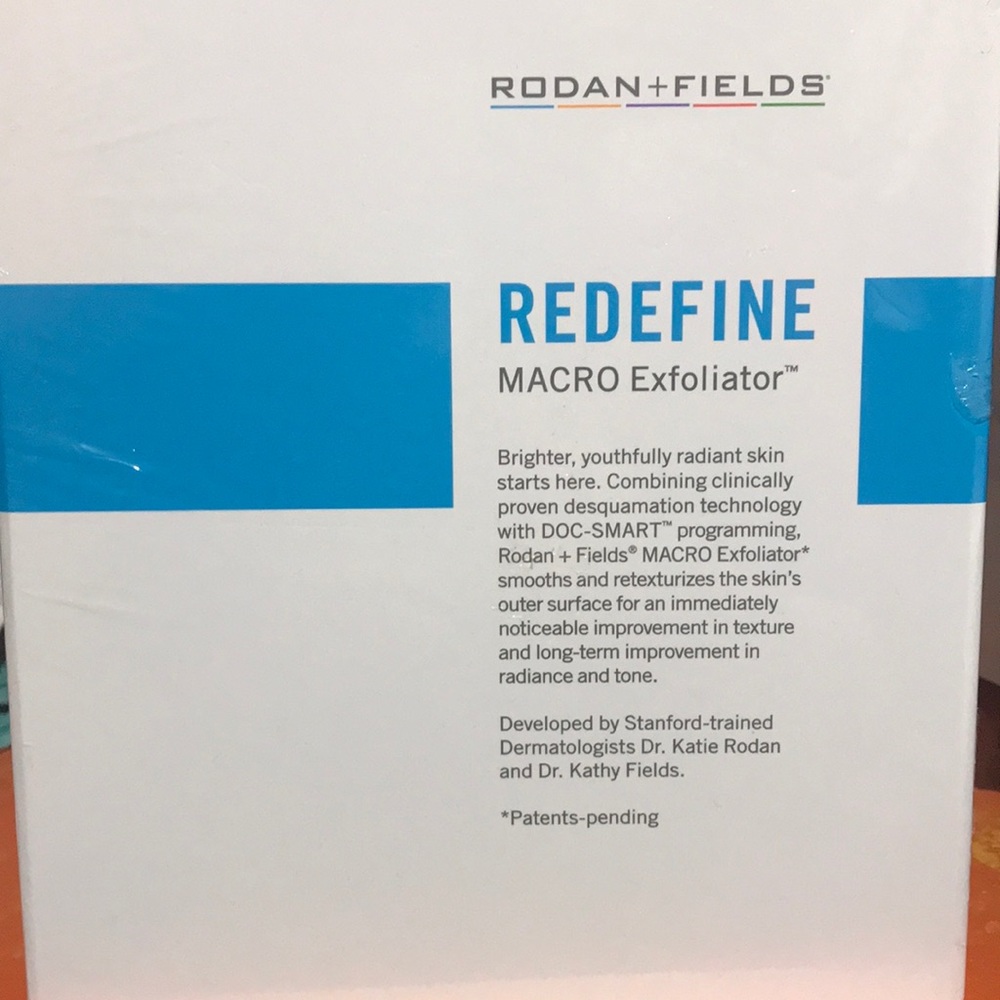 Rodan + Fields Redefining Macro Exfoliator
