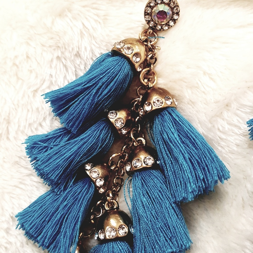 SALE💥BLUE tassel waterfall earrings - Picture 2 of 3