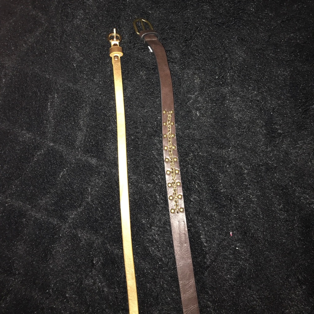 Set of Belts! FREE W/BUNDLE 🍑 CLOSET CLEAROUT 🍑