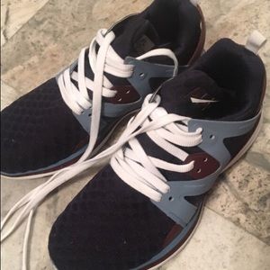 APL training tennis shoes