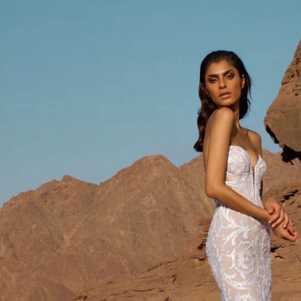 Meet your Posher, Valentina