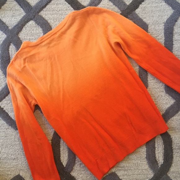 Super Cute Ombré Sweater! - Picture 2 of 2