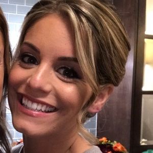 Meet your Posher, Jaclyn