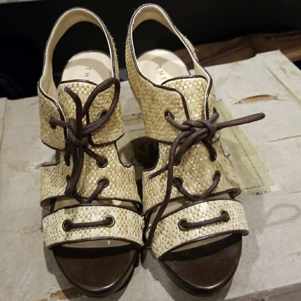 Heels - Picture 2 of 3