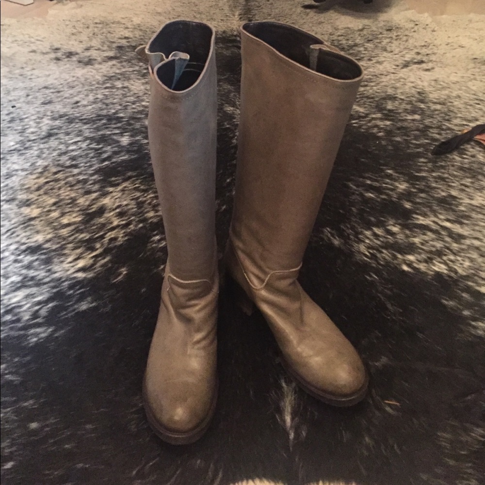 Alberto Fermani leather boots