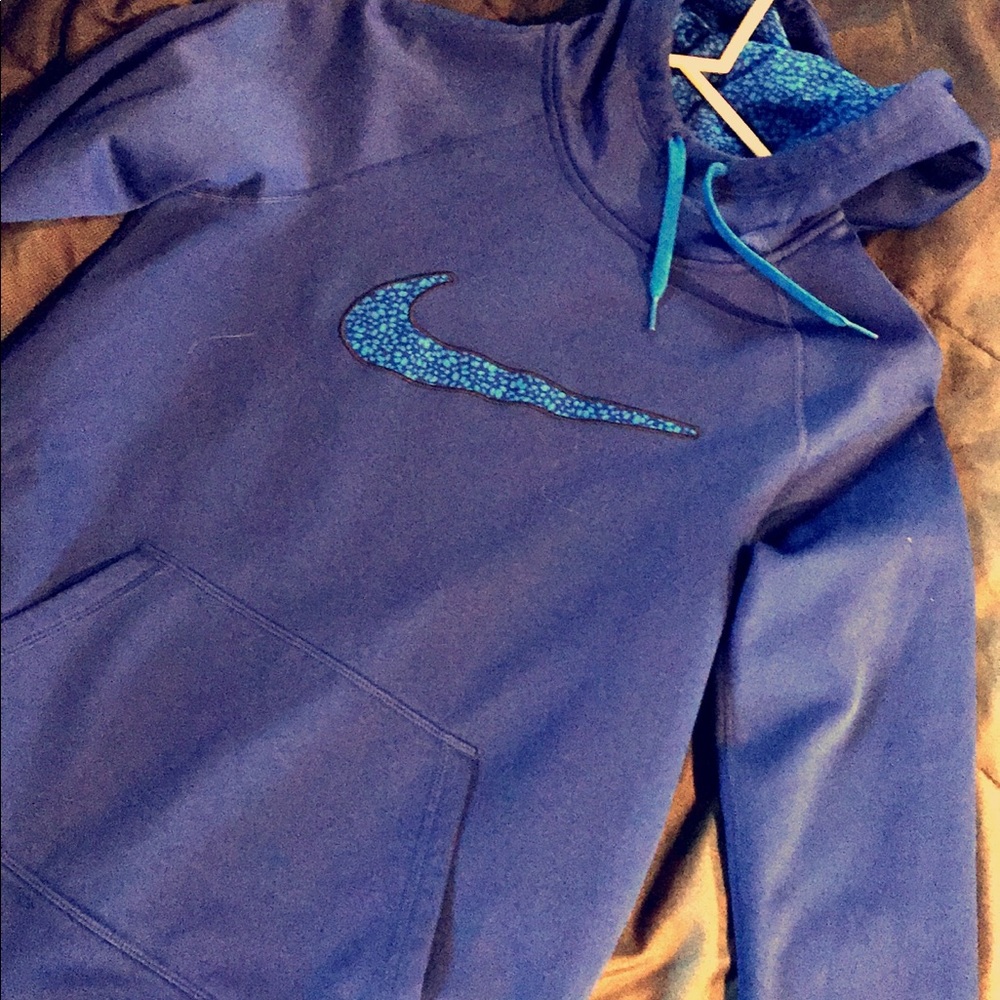 Nike sweatshirt